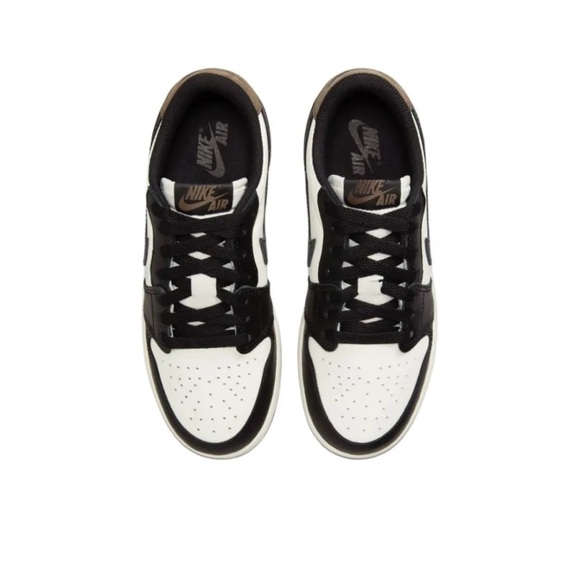 Nike Air Jordan 1 Retro Low OG Dark Mocha White Black CZ0858-102 GS Size 4Y-7Y - Picture 4 of 6